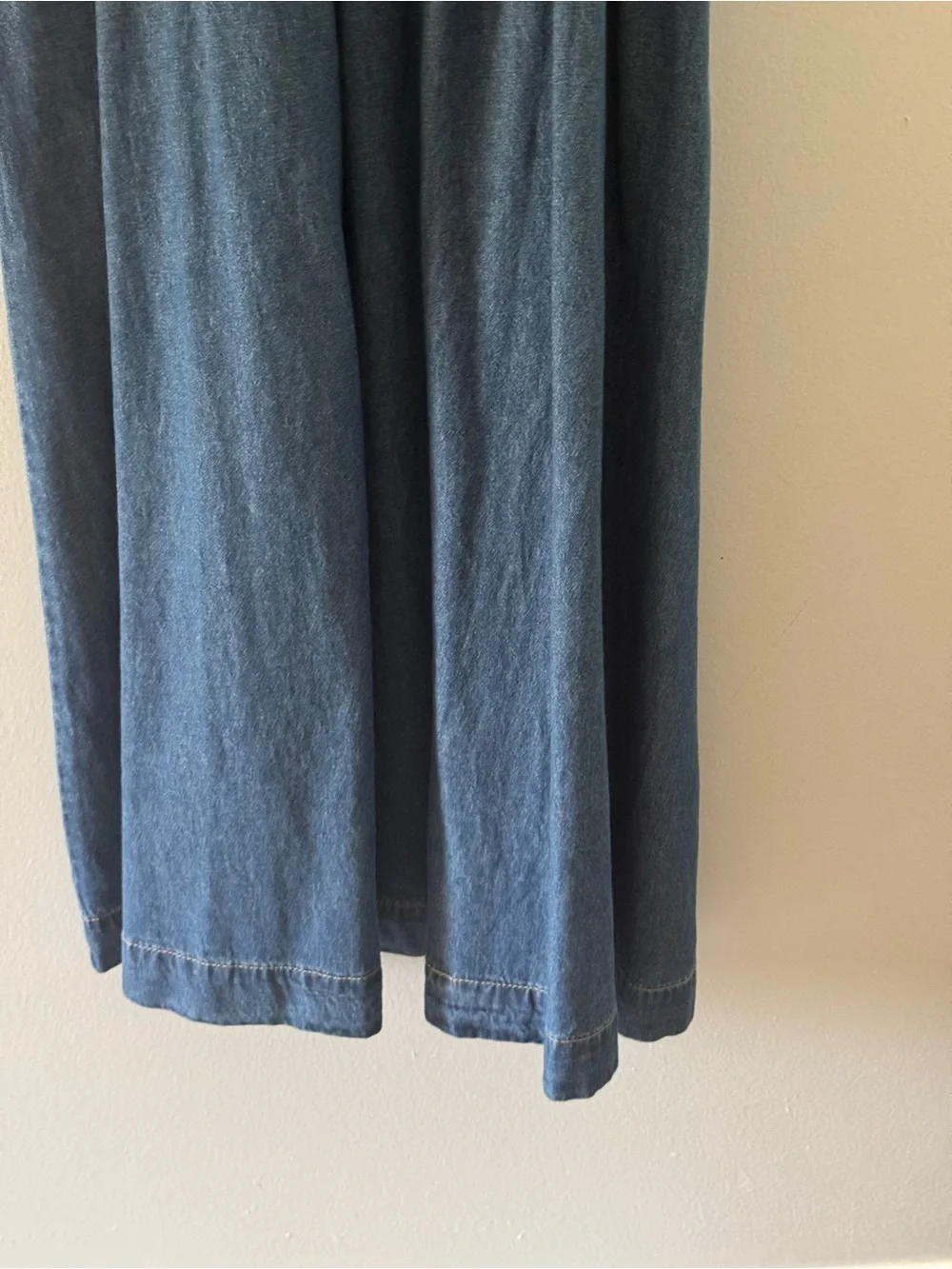 Sleeveless Denim Midi Dress in Blue M
